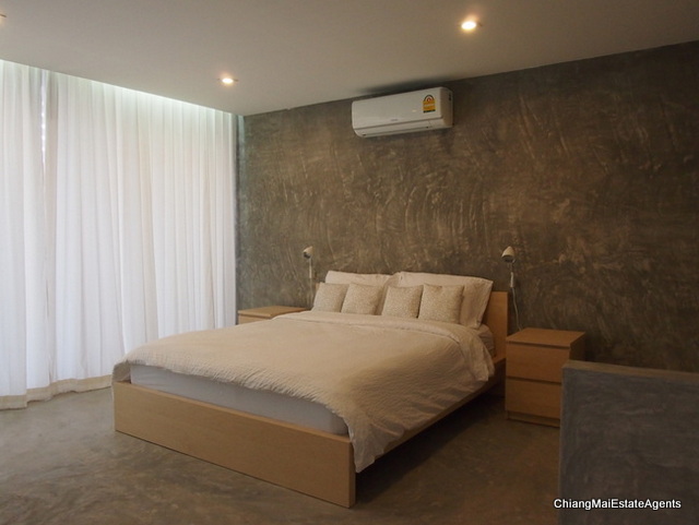 Modern Home for Sale with 3 Bedrooms/4 Bathrooms/1 Office