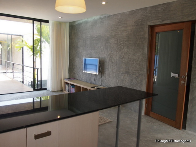 Modern Home for Sale with 3 Bedrooms/4 Bathrooms/1 Office