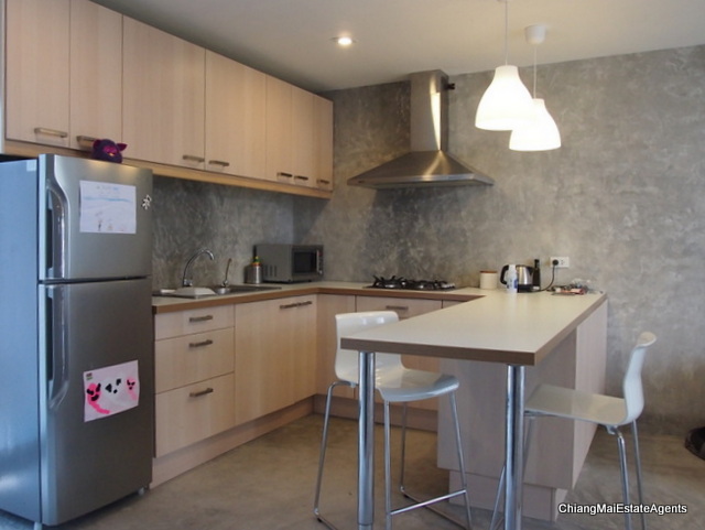 Modern Home for Sale with 3 Bedrooms/4 Bathrooms/1 Office