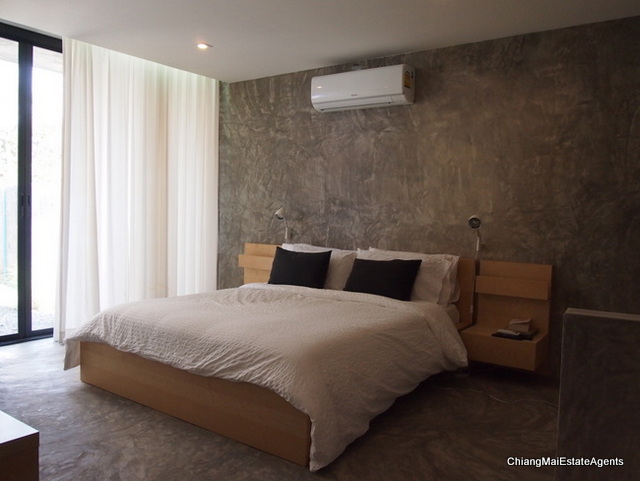 Modern Home for Sale with 3 Bedrooms/4 Bathrooms/1 Office