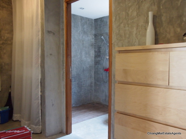 Modern Home for Sale with 3 Bedrooms/4 Bathrooms/1 Office