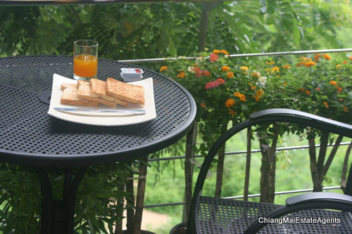 Large 1 Bedroom Apartment for Sale in a Fabulous Position