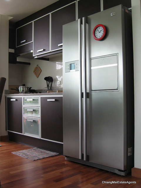 Large 1 Bedroom Apartment for Sale in a Fabulous Position