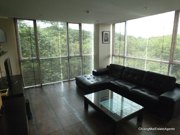Large 1 Bedroom Apartment for Sale in a Fabulous Position