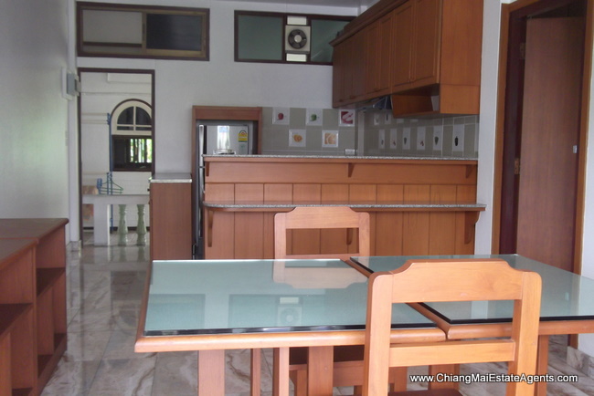 Town house 2 stories with 8 bedrooms