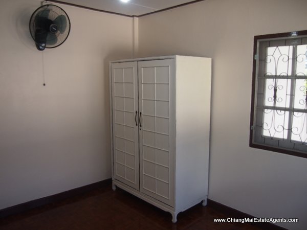 4 Bedroom Home in Moo Baan Suan Non Sri