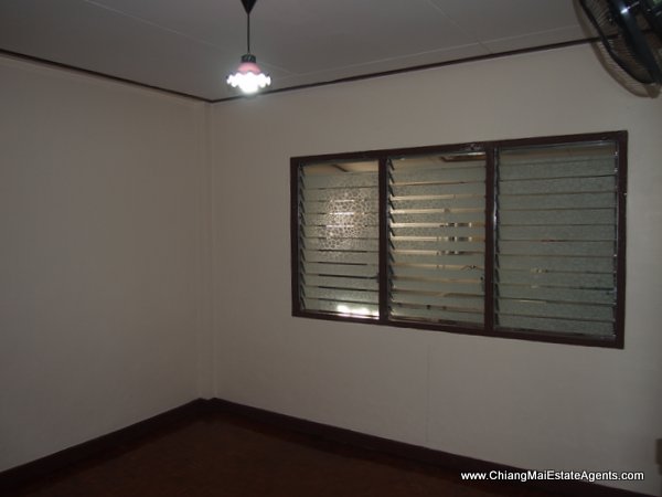 4 Bedroom Home in Moo Baan Suan Non Sri