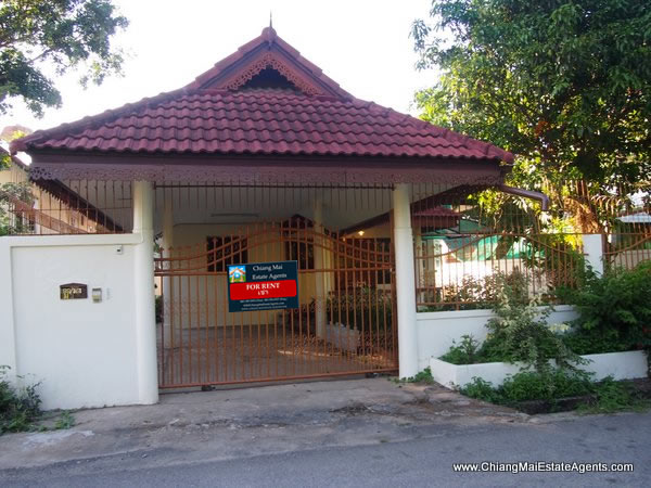 4 Bedroom Home in Moo Baan Suan Non Sri