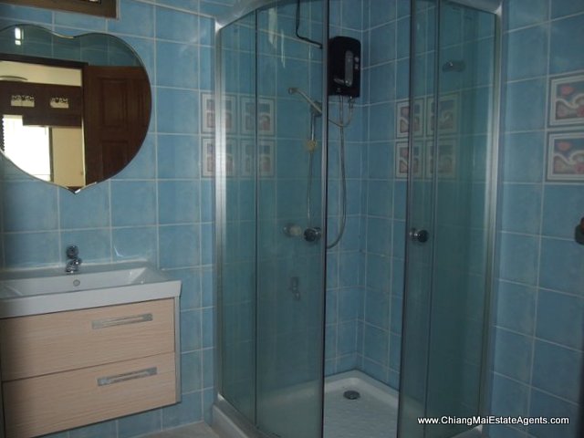 Outstanding Modern Home for Rent in Pinery Home
