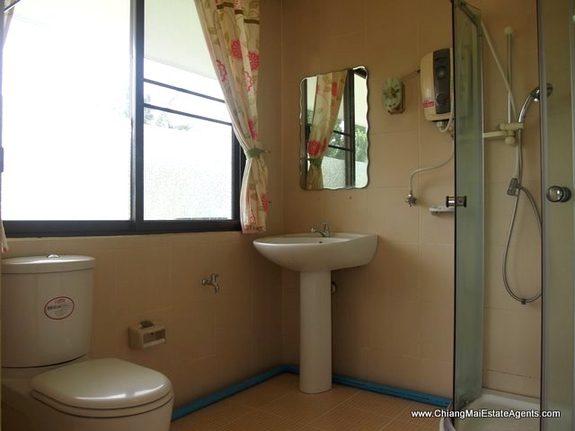 Outstanding Modern Home for Rent in Pinery Home