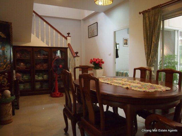 Very Pleasing 4 Bedroom/ 5 Bathroom Home with Maid's Room for Sale