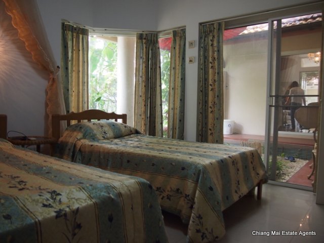 Very Pleasing 4 Bedroom/ 5 Bathroom Home with Maid's Room for Sale