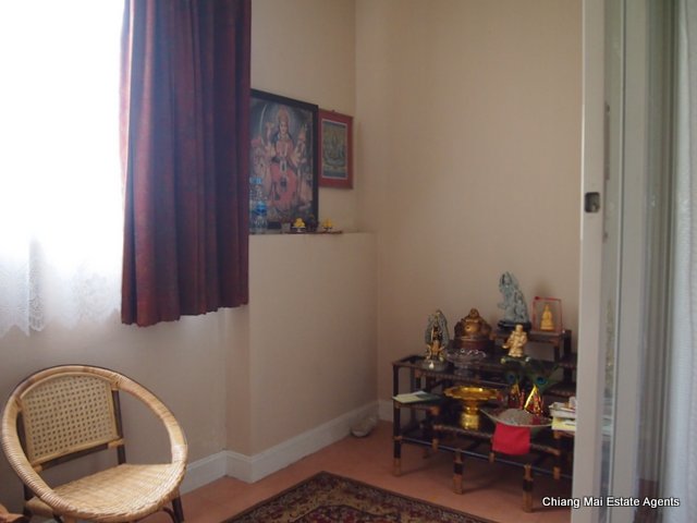 Very Pleasing 4 Bedroom/ 5 Bathroom Home with Maid's Room for Sale
