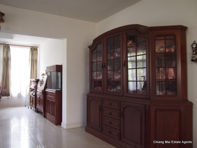 Very Pleasing 4 Bedroom/ 5 Bathroom Home with Maid's Room for Sale