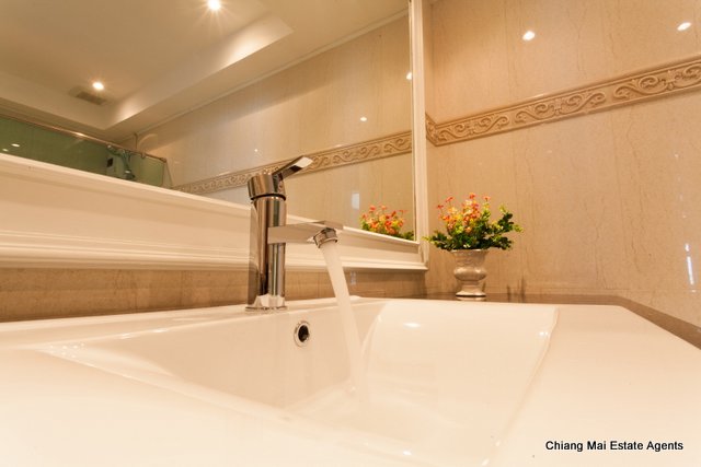 Exclusive Penthouse on Nimmanhemin For Sale