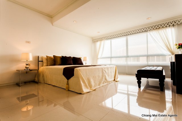 Exclusive Penthouse on Nimmanhemin For Sale