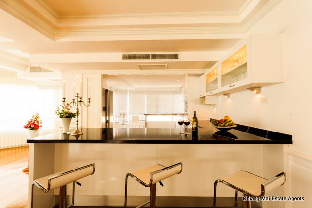 Exclusive Penthouse on Nimmanhemin For Sale