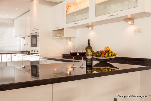 Exclusive Penthouse on Nimmanhemin For Sale