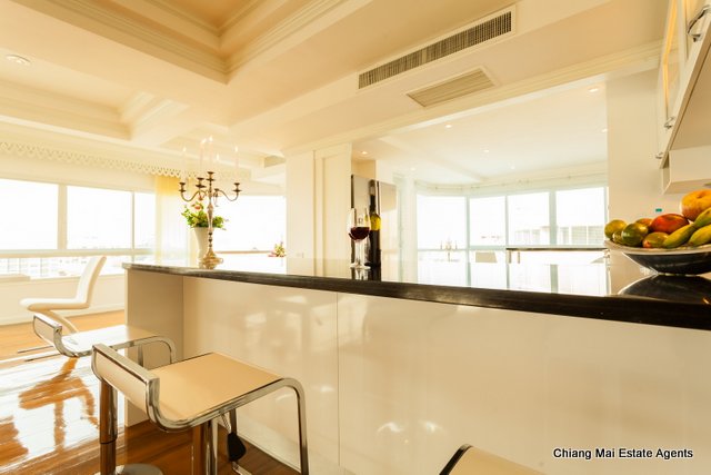 Exclusive Penthouse on Nimmanhemin For Sale