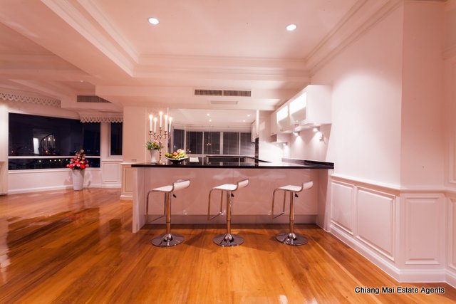 Exclusive Penthouse on Nimmanhemin For Sale
