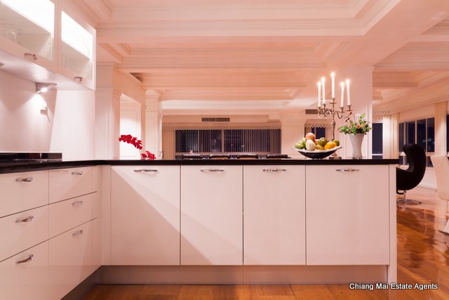 Exclusive Penthouse on Nimmanhemin For Sale