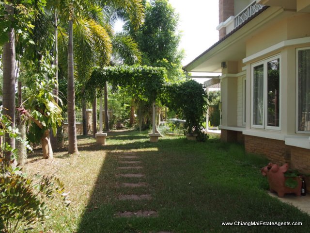 Home for Rent in Home in Park with Japanese Water Garden