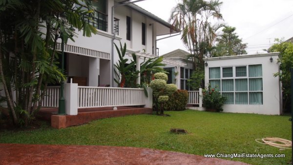 House for Rent and Sale in Moo Baan Pinery Home