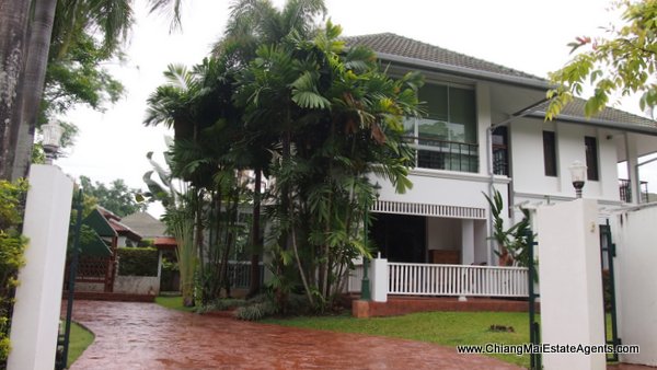House for Rent and Sale in Moo Baan Pinery Home