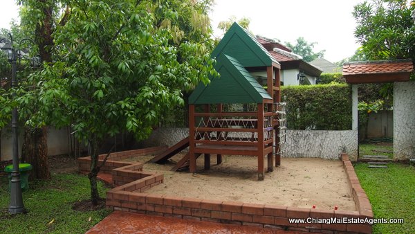 House for Rent and Sale in Moo Baan Pinery Home