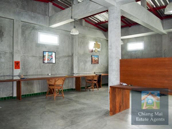 Large Office and Land For Sale in Nam Phrae