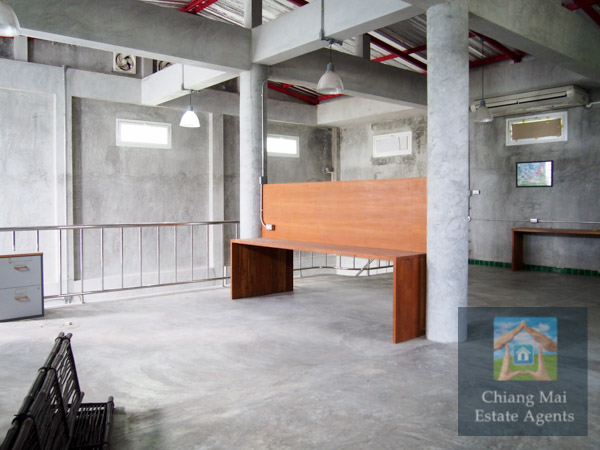 Large Office and Land For Sale in Nam Phrae