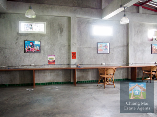 Large Office and Land For Sale in Nam Phrae