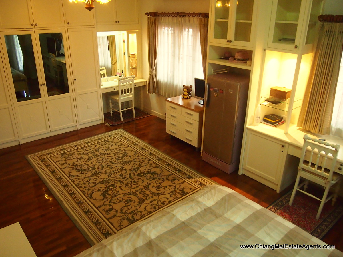Beautifully Furnished 4 Bedroom Home in Hang Dong