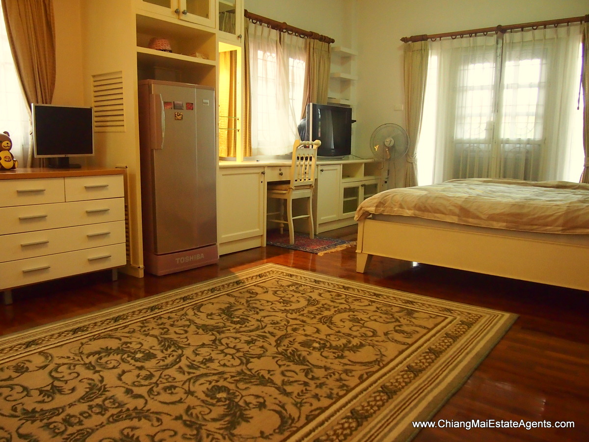 Beautifully Furnished 4 Bedroom Home in Hang Dong