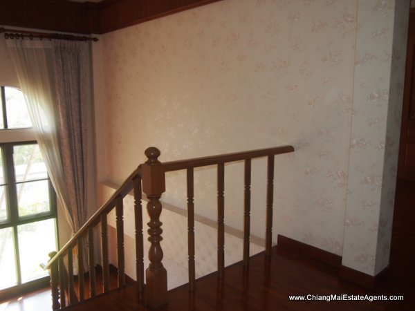 Beautiful 4 Bedroom Home in Moo Baan Nai Fun