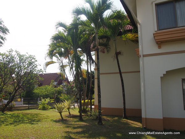 Beautiful 4 Bedroom Home in Moo Baan Nai Fun