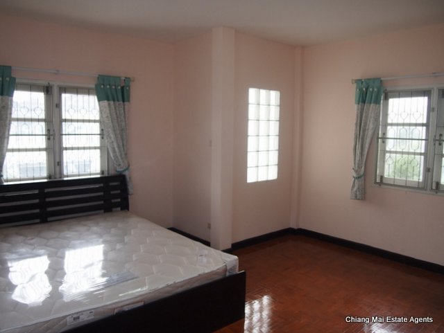 3 Bed/2 Bath House For Rent