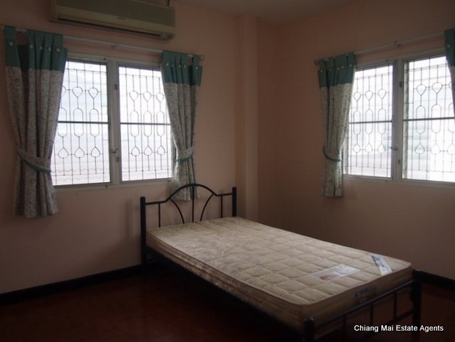 3 Bed/2 Bath House For Rent