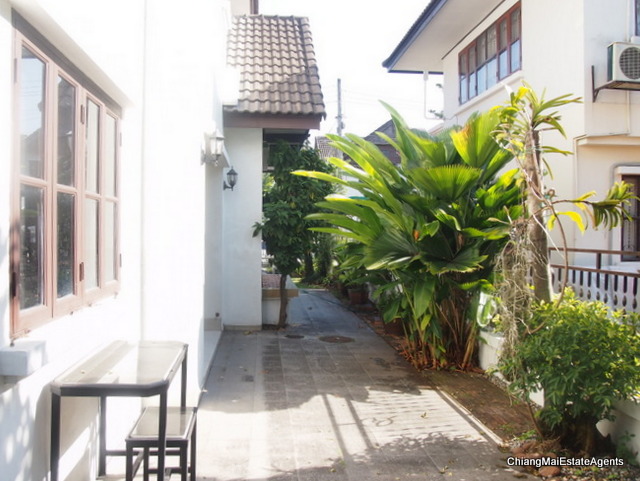3 Bedroom/ 3 Bathroom Fully Furnished Home for Rent