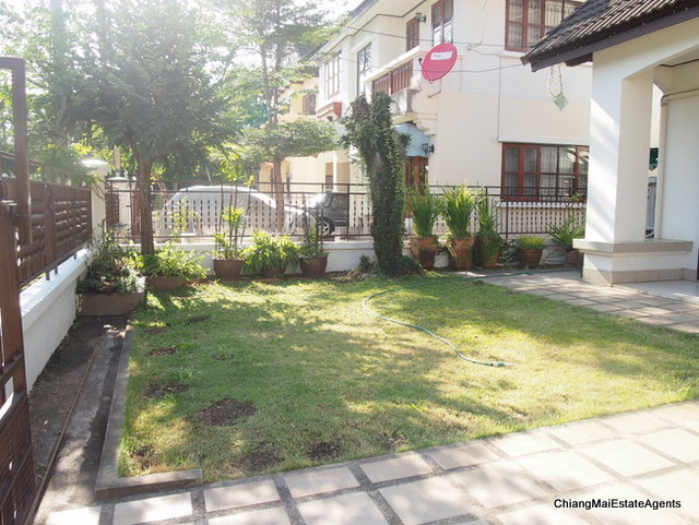 3 Bedroom/ 3 Bathroom Fully Furnished Home for Rent
