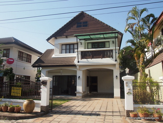 3 Bedroom/ 3 Bathroom Fully Furnished Home for Rent