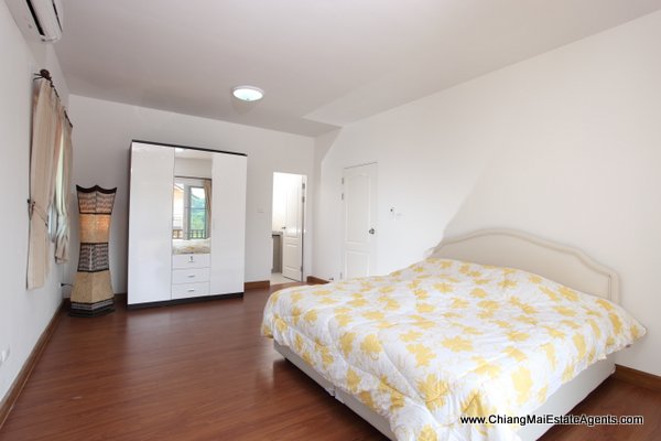 4 Bedroom Home in Moo Baan Sansaran