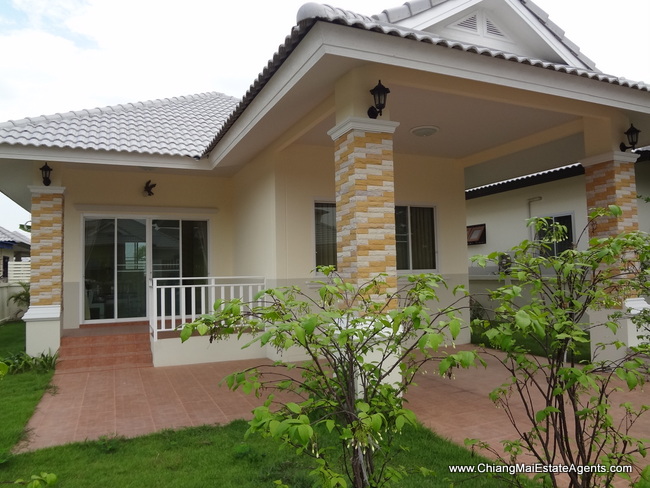 2 Bedrooms house for rent